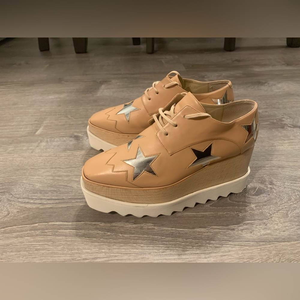 Stella McCartney Beige Faux Leather Elyse Star Platform Lace Up Derby